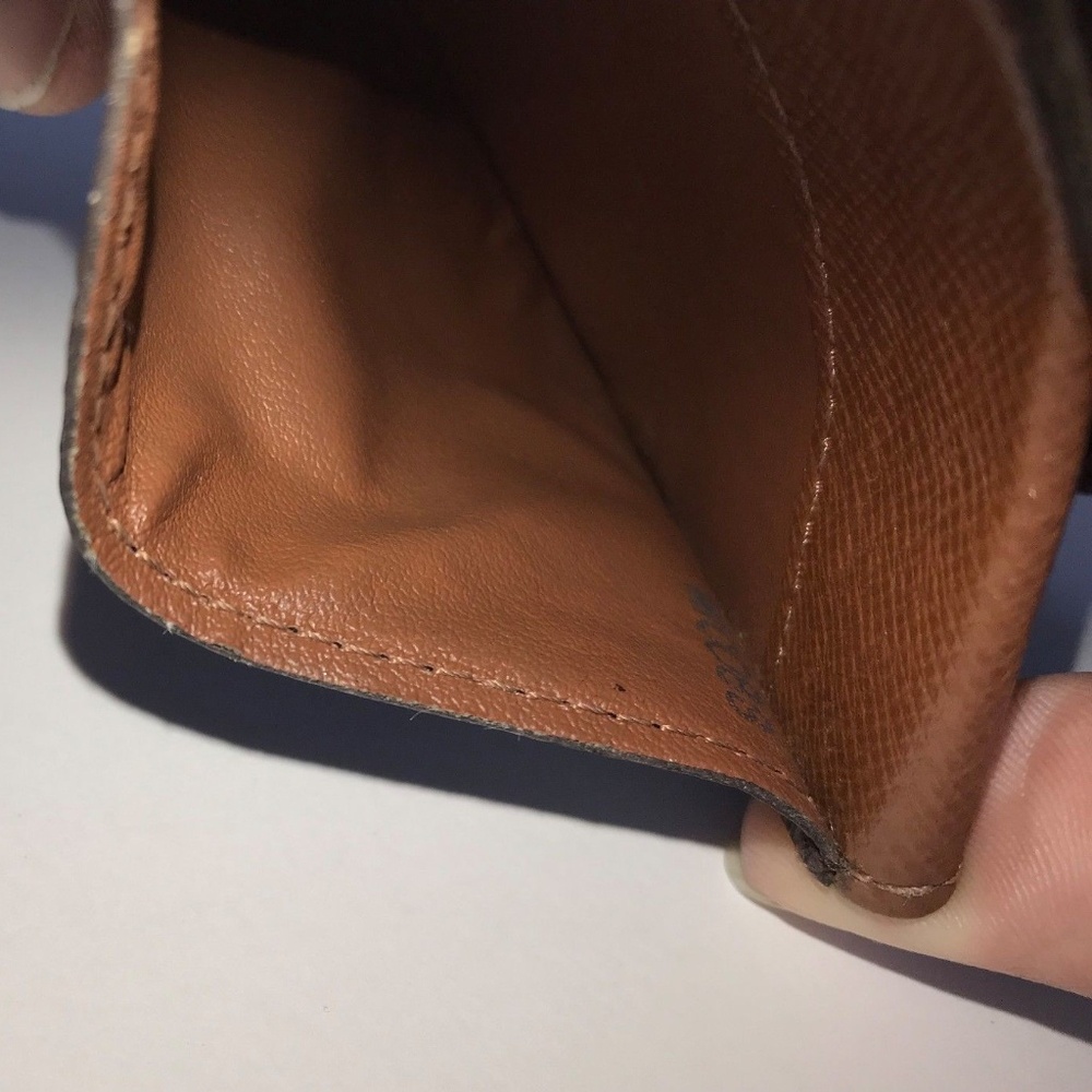 *Sold* Louis Vuitton Porte Monnaie Coin Purse - Picture 8 of 8